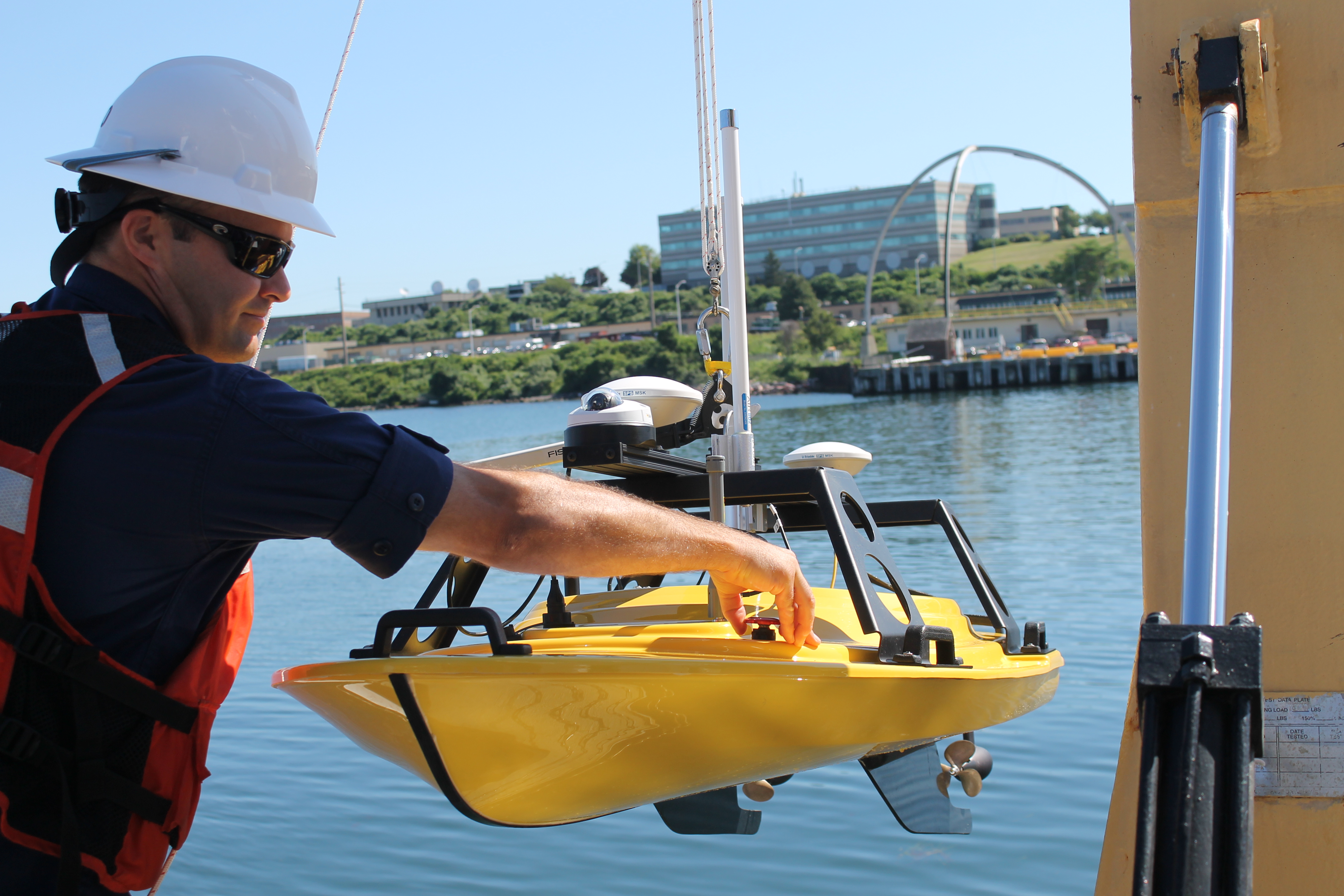 remote control hydrographic survey boat